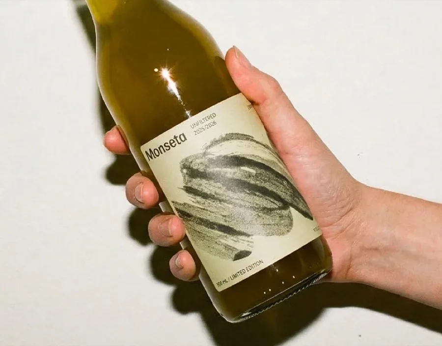 Monseta Olive Oil limited packaging
